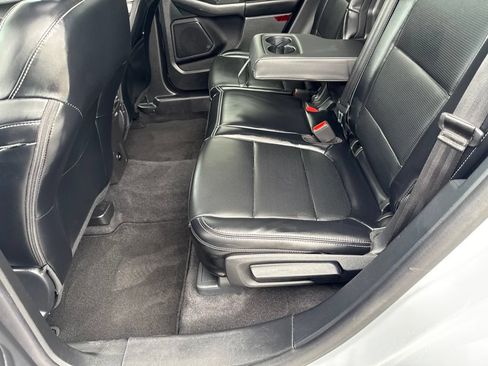 Used 2025 Ford Escape Platinum AWD/4WD image 34
