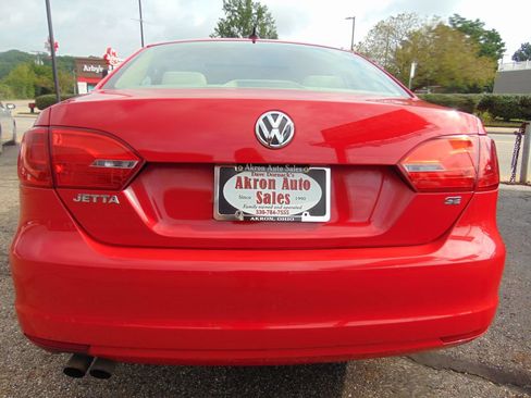 Used 2014 Volkswagen Jetta SE FWD image 35