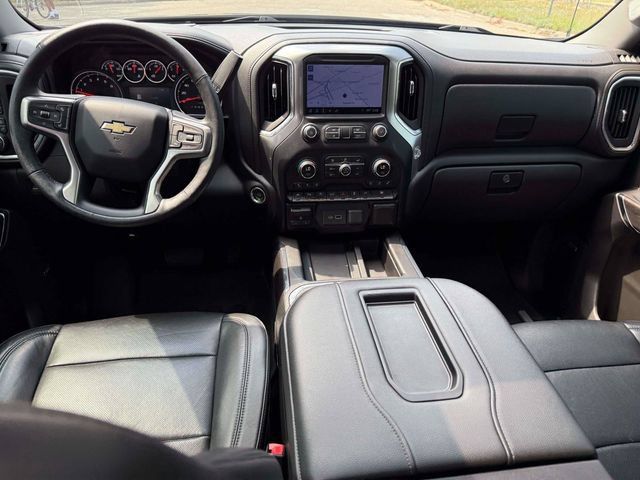 Used 2019 Chevrolet Silverado 1500 LTZ w/ LTZ Premium Package AWD/4WD image 17