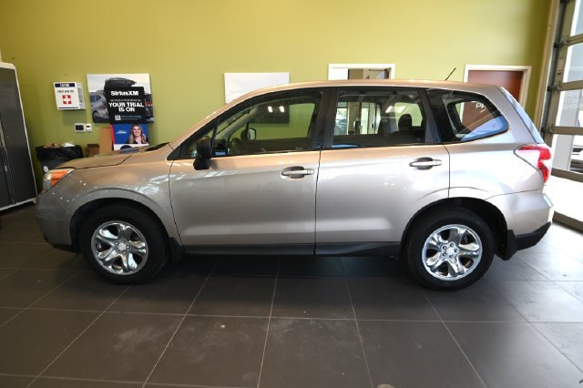 Used 2014 Subaru Forester 2.5i AWD/4WD image 8