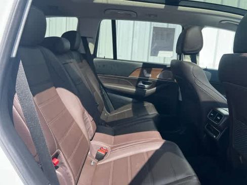 Certified 2022 Mercedes-Benz GLS 450 4MATIC image 15