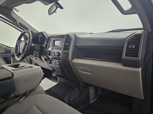 Used 2022 Ford F350 XL w/ Power Equipment Group image 9