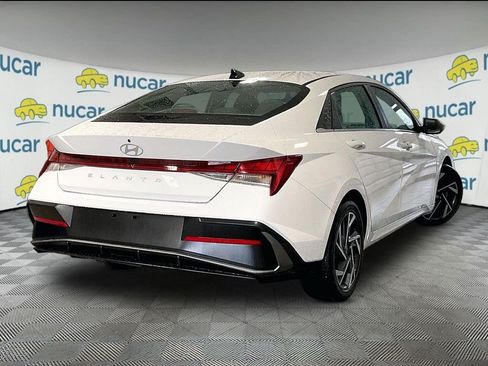 Certified 2025 Hyundai Elantra SEL FWD image 6