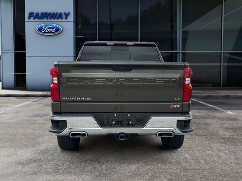 Used 2024 Chevrolet Silverado 1500 LT AWD/4WD image 5
