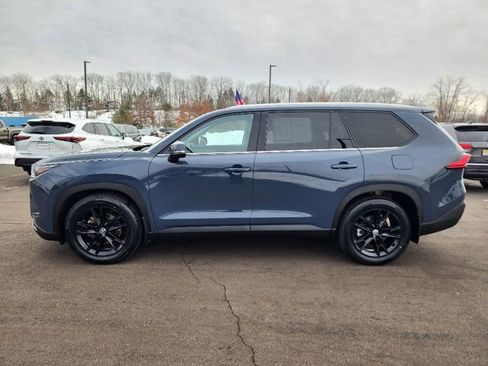 Used 2024 Toyota Grand Highlander Platinum image 4