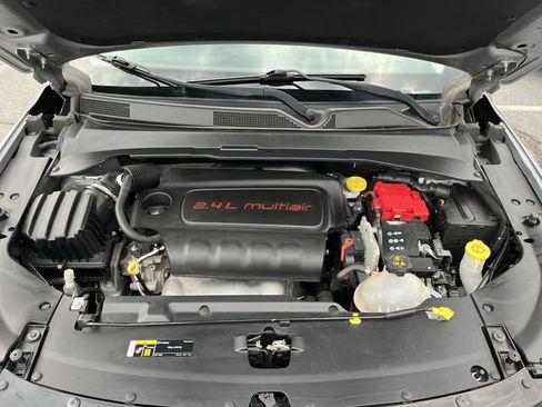 Used 2019 Jeep Compass Latitude AWD/4WD image 19