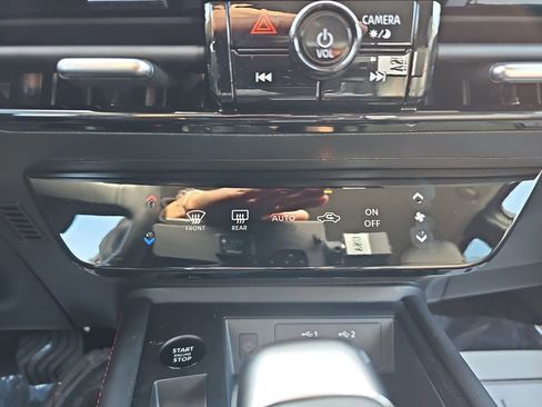 New 2026 Nissan Kicks SR image 27