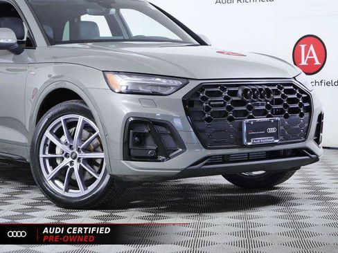Certified 2023 Audi Q5 e Prestige AWD/4WD image 2