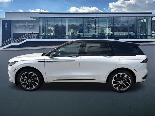 New 2026 Lincoln Nautilus Reserve AWD/4WD image 4