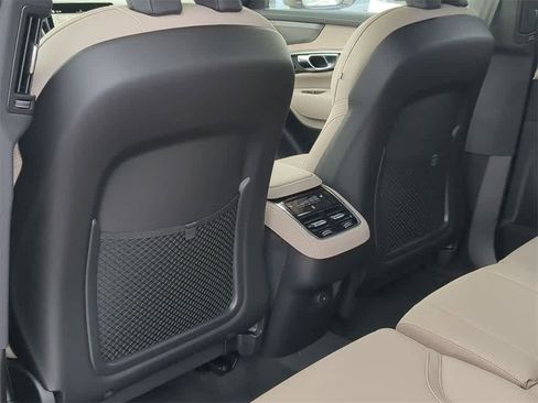 New 2026 Volvo XC90 B6 Plus w/ Protection Package Premier image 17