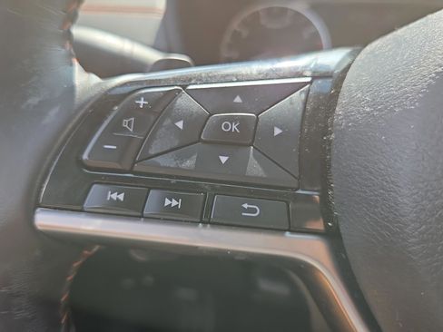 Used 2019 Nissan Altima 2.5 SR FWD image 25