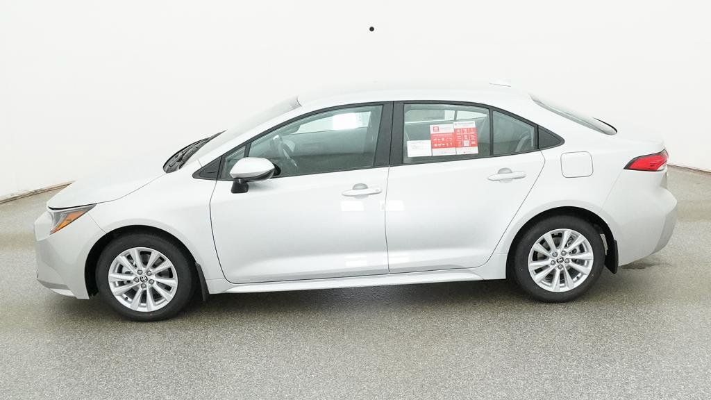 New 2026 Toyota Corolla LE FWD image 2