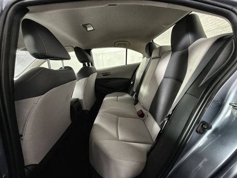 Used 2022 Toyota Corolla LE image 23