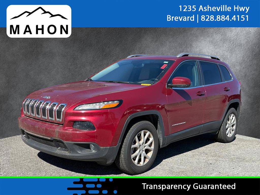Used 2017 Jeep Cherokee Latitude w/ Cold Weather Group AWD/4WD image 1