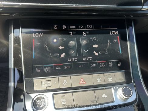 Used 2022 Audi Q8 Premium Plus AWD/4WD image 18