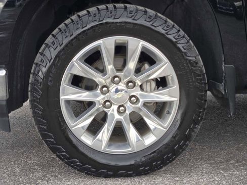 Used 2019 Chevrolet Silverado 1500 LTZ image 13