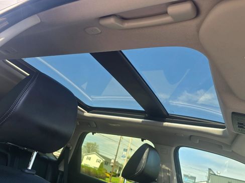 Used 2024 Nissan Rogue Platinum w/ Platinum Premium Package AWD/4WD image 13