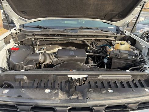 Used 2022 Chevrolet Silverado 2500 Custom w/ Custom Value Package image 31