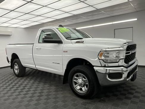 Used 2022 RAM 2500 Big Horn w/ Safety Group B image 3
