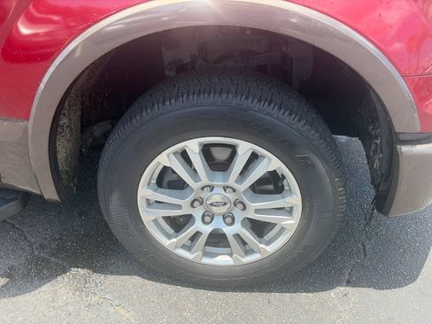 Used 2016 Ford F150 Lariat w/ Equipment Group 501A Mid RWD image 9