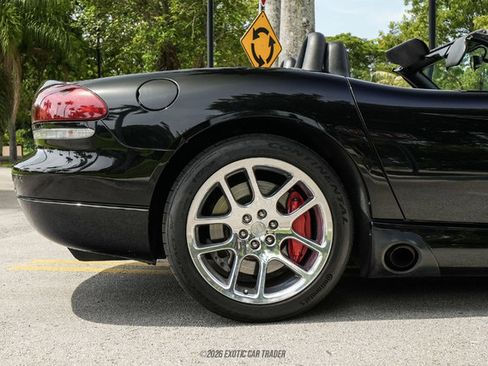 Used 2005 Dodge Viper SRT-10 RWD image 10