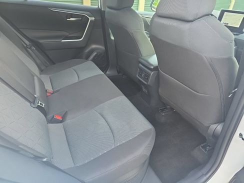 Certified 2025 Toyota RAV4 XLE AWD/4WD image 16