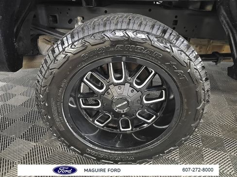 Used 2020 Ford F250 XLT w/ XLT Value Package image 16