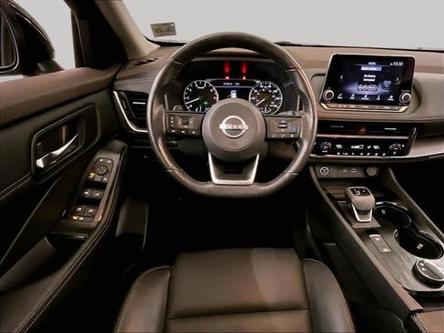 Used 2023 Nissan Rogue SV w/ SV Premium Package AWD/4WD image 5