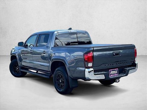 Used 2021 Toyota Tacoma SR5 RWD image 13
