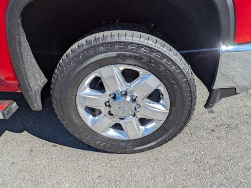 Used 2020 Chevrolet Silverado 2500 LTZ w/ LTZ Premium Package image 11