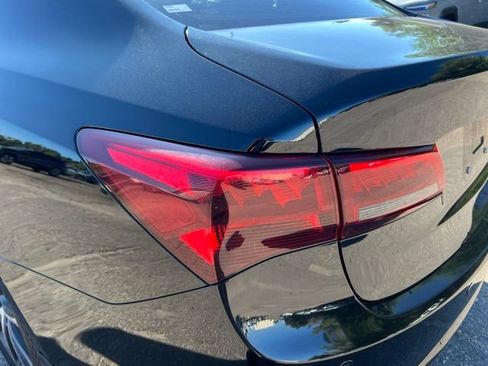 Used 2017 Acura TLX w/ Advance Package AWD/4WD image 10
