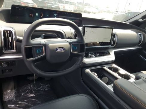 New 2027 Ford Expedition Tremor w/ Driver's Package AWD/4WD image 19