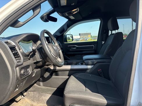 Used 2023 RAM 1500 Big Horn AWD/4WD image 9