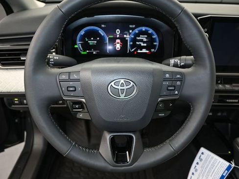 New 2026 Toyota Camry XLE AWD/4WD image 5