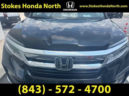 Used 2022 Honda Pilot Touring image 4