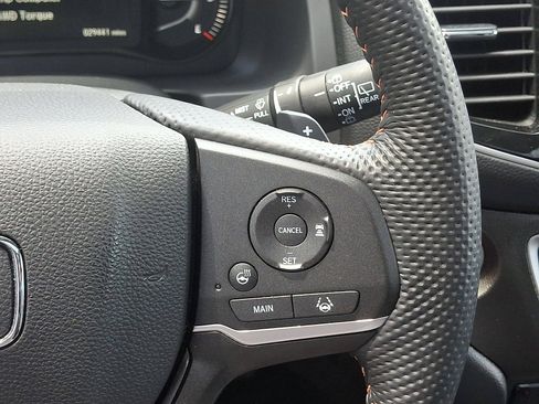 Used 2025 Honda Passport TrailSport image 23