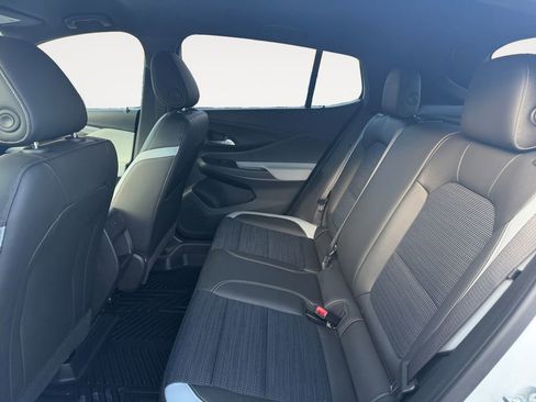 Used 2024 Buick Envista Preferred w/ Convenience I Package image 24