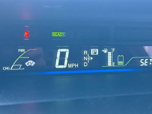 Used 2013 Toyota Prius V Three image 29