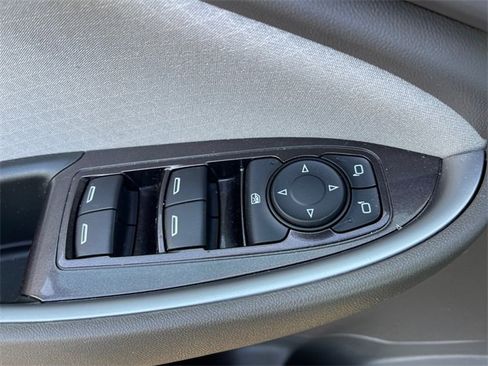 Used 2020 Chevrolet Malibu LS image 28