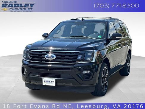 Used 2021 Ford Expedition Limited RWD image 1