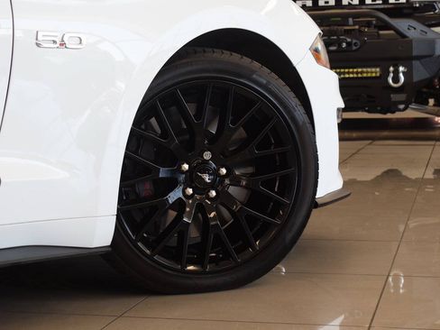 Used 2022 Ford Mustang GT Premium w/ GT Performance Package RWD image 41