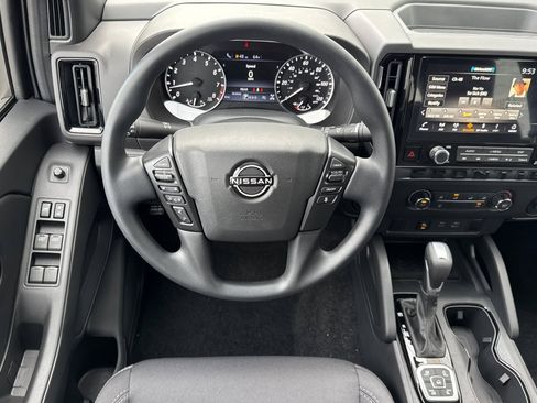 New 2026 Nissan Frontier SV w/ Tow Package image 11