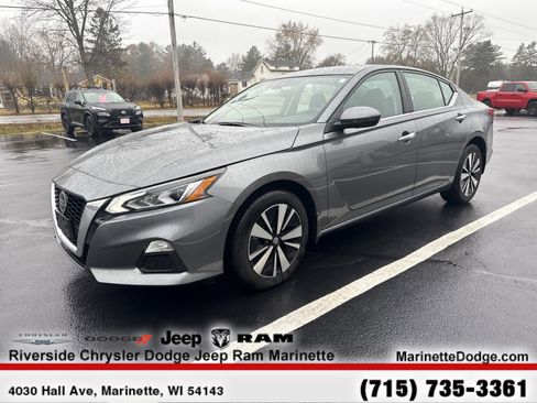 Used 2022 Nissan Altima 2.5 SV image 4