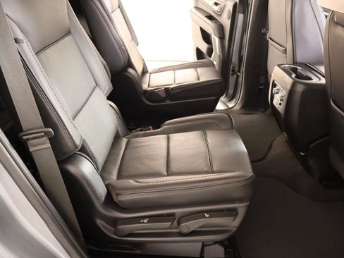 Used 2024 GMC Yukon Denali w/ Denali Reserve Package AWD/4WD image 16