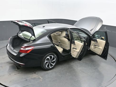 Used 2016 Honda Accord EX-L image 44