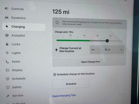 Used 2023 Tesla Model 3 Standard Range image 40