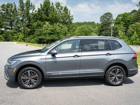 Used 2024 Volkswagen Tiguan Wolfsburg Edition AWD/4WD image 5