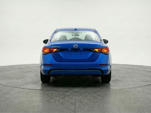 Used 2025 Nissan Sentra SV image 7