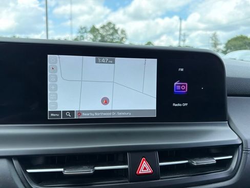 Certified 2024 Kia Seltos EX AWD/4WD image 10