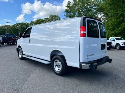 Used 2025 GMC Savana 2500 w/ Driver Convenience Package RWD image 10